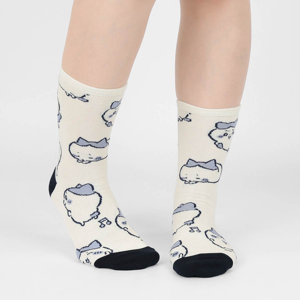 ちいかわ クルー丈 ソックス ハチワレ総柄 靴下 レディース キャラクター 03197028