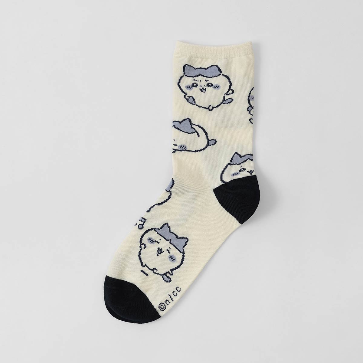 ちいかわ クルー丈 ソックス ハチワレ総柄 靴下 レディース キャラクター 03197028