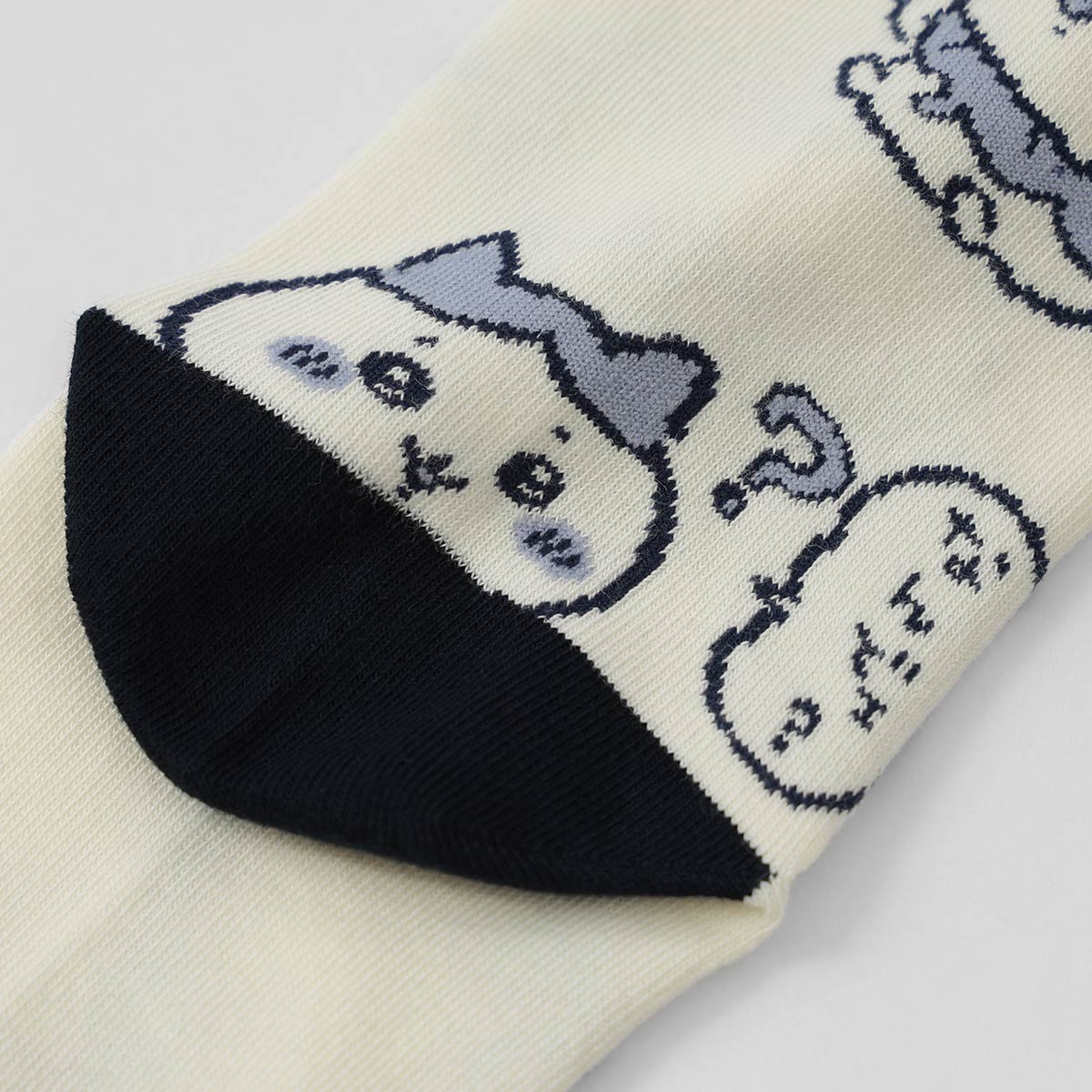 ちいかわ クルー丈 ソックス ハチワレ総柄 靴下 レディース キャラクター 03197028
