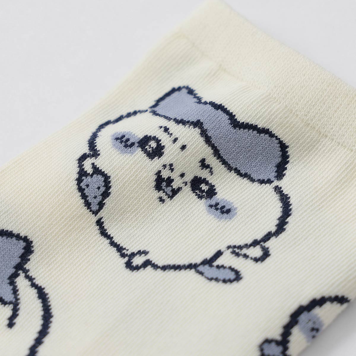 ちいかわ クルー丈 ソックス ハチワレ総柄 靴下 レディース キャラクター 03197028